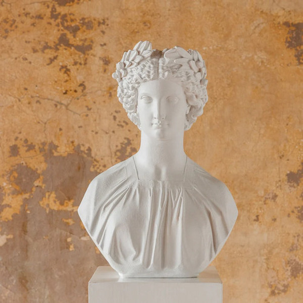 Grecian Amazon woman bust embodies the valor of ancient myth